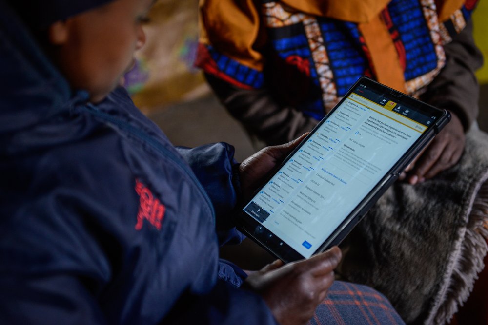 A community worker using e-learning